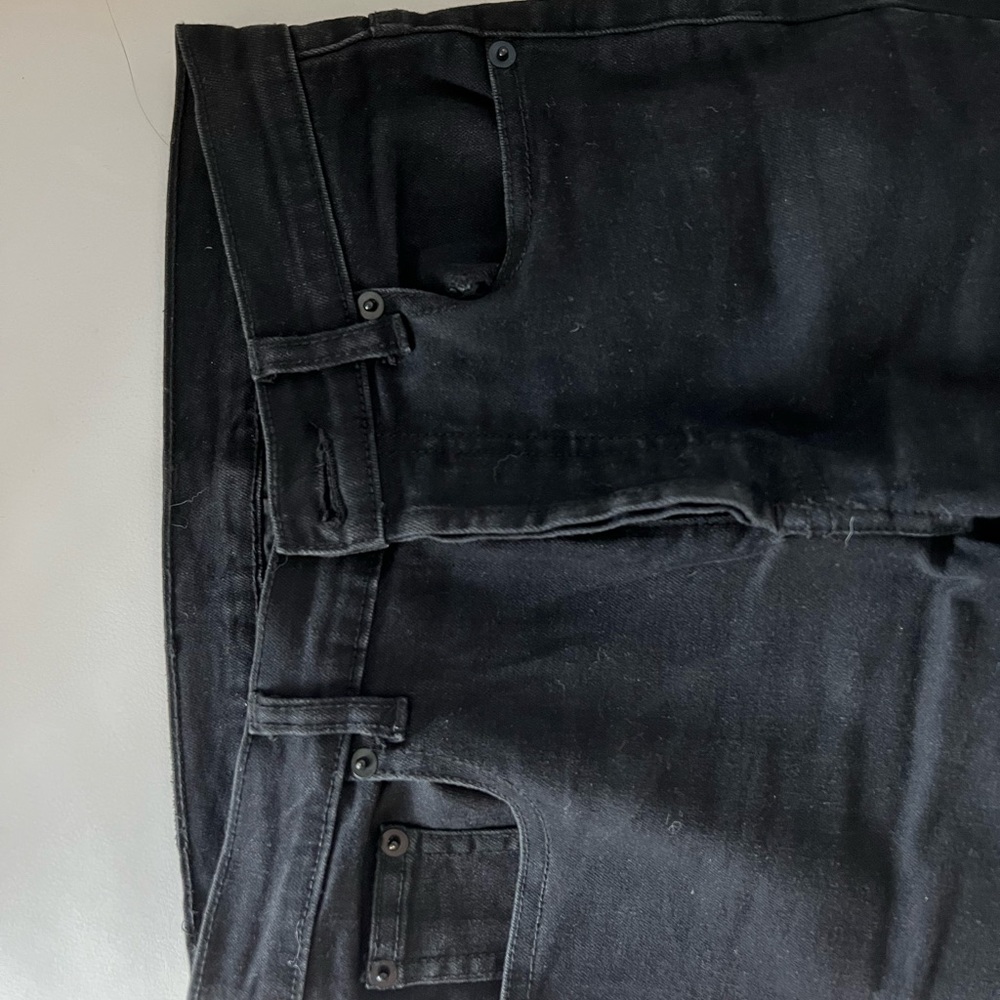 Black skinny jeans